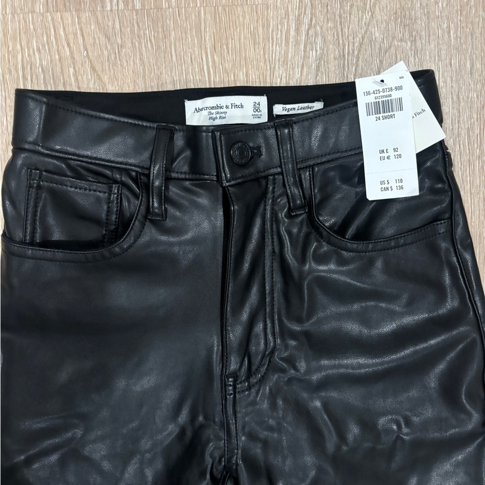 Abercrombie & Fitch Vegan Leather Skinny Pants - Picture 7 of 8